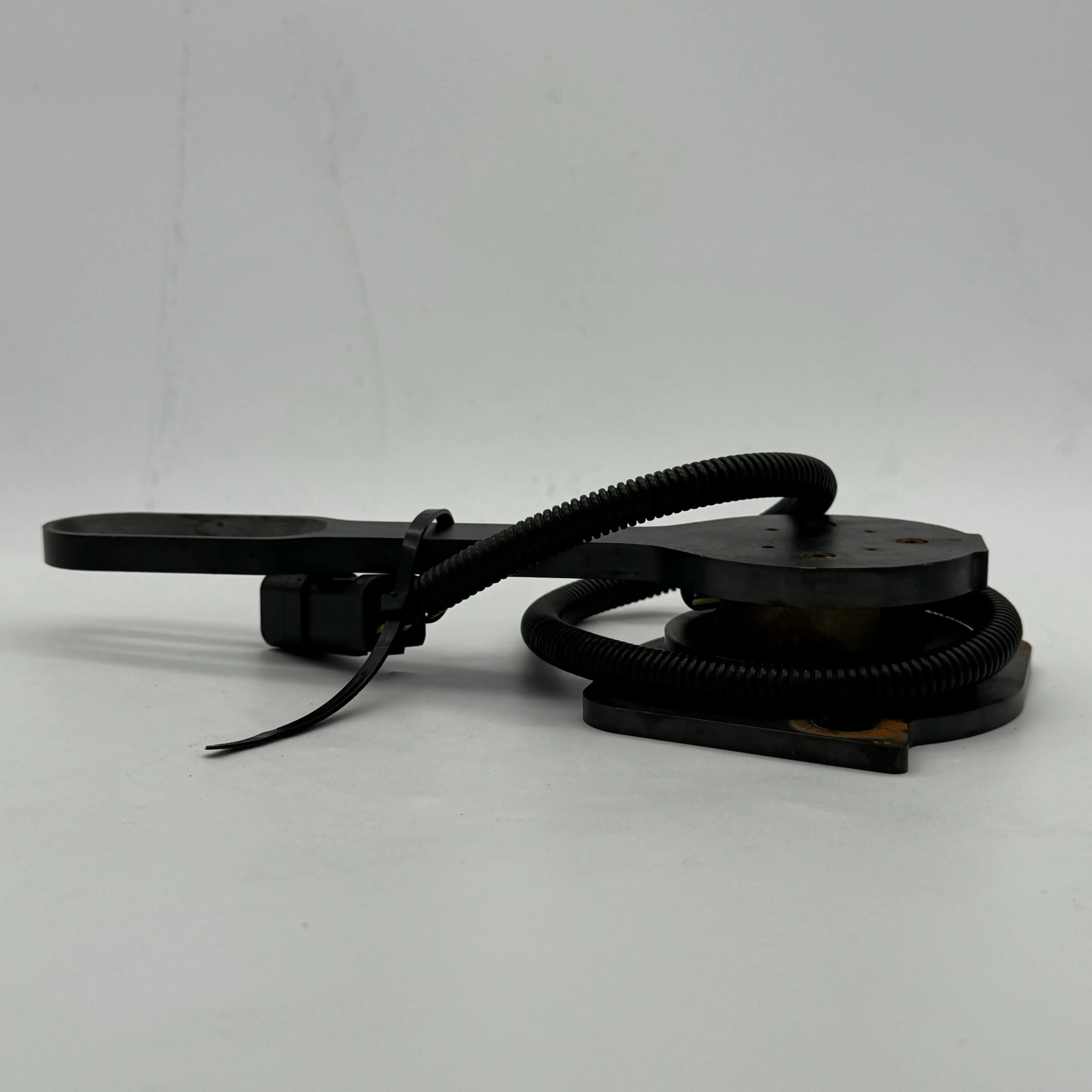 Genie _Part _#215728GT_ASSY _ANGLE _SEN. _Z135 _PRIMARY