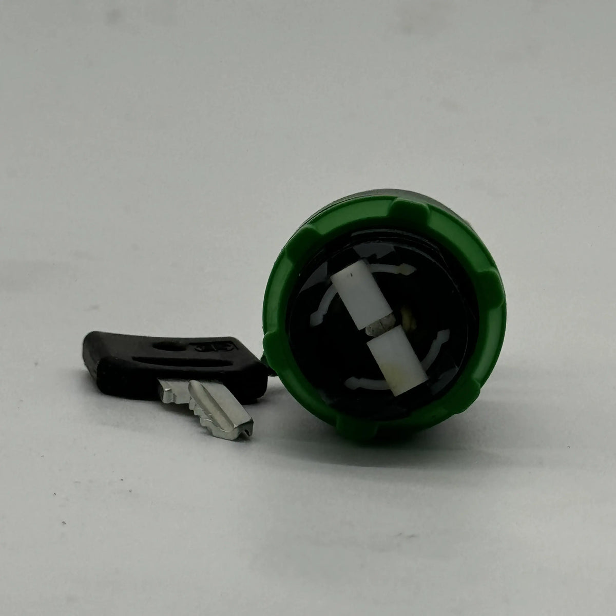 3 Pos Key Switch OEM replacement part 149605 for Skyjack aerial lift models. 149605
SJ149605
149605SJ